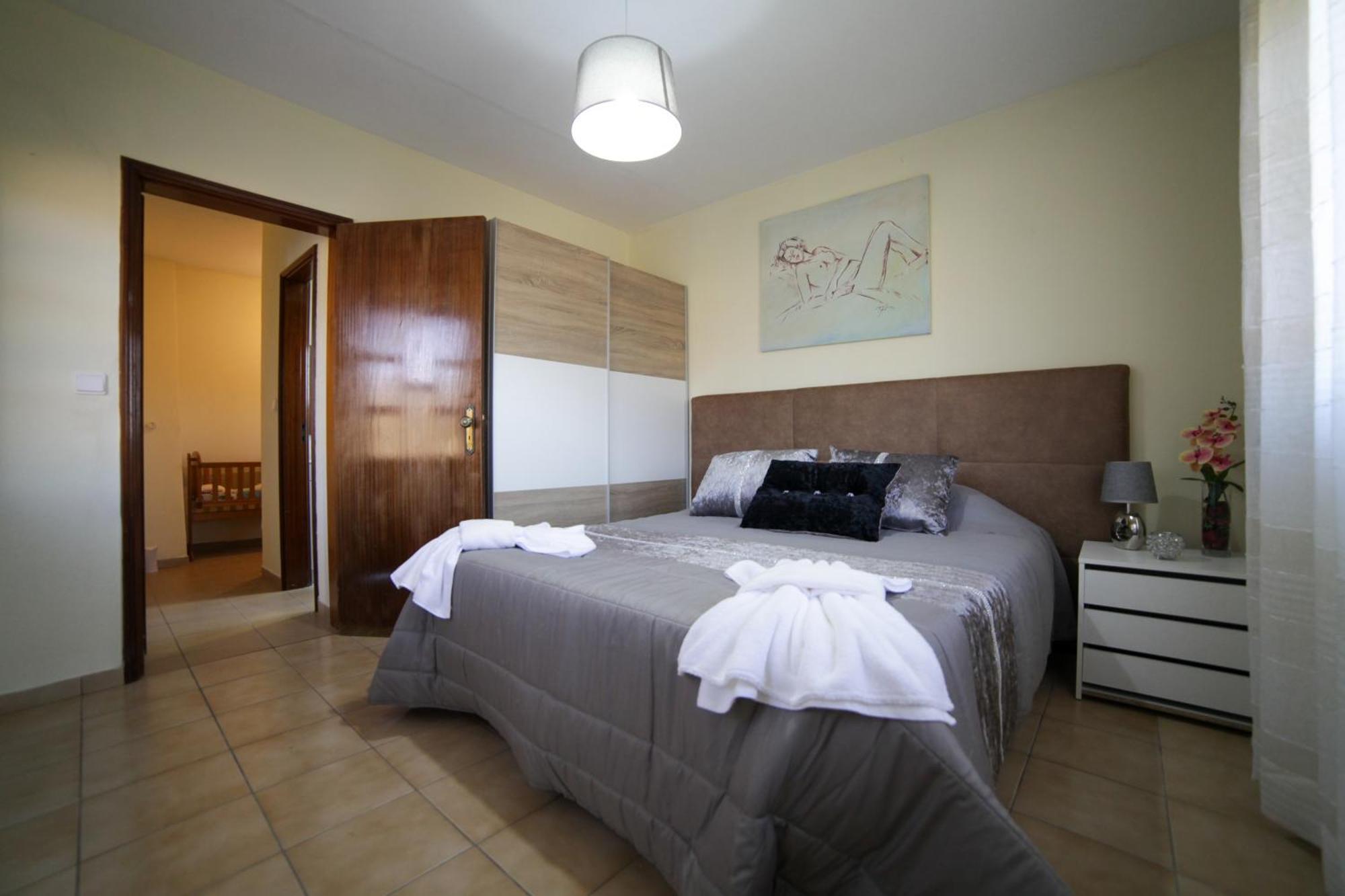 Casa Rural Do Salgueirinho 산토티르소 객실 사진